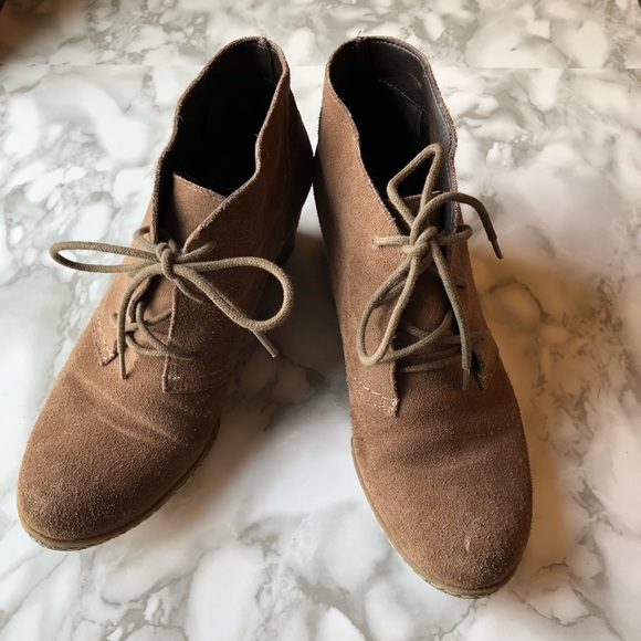 Franco Sarto Mocha Brown or Latte Brown Coloured Lace Up Suede Wedges - Picture 2 of 14